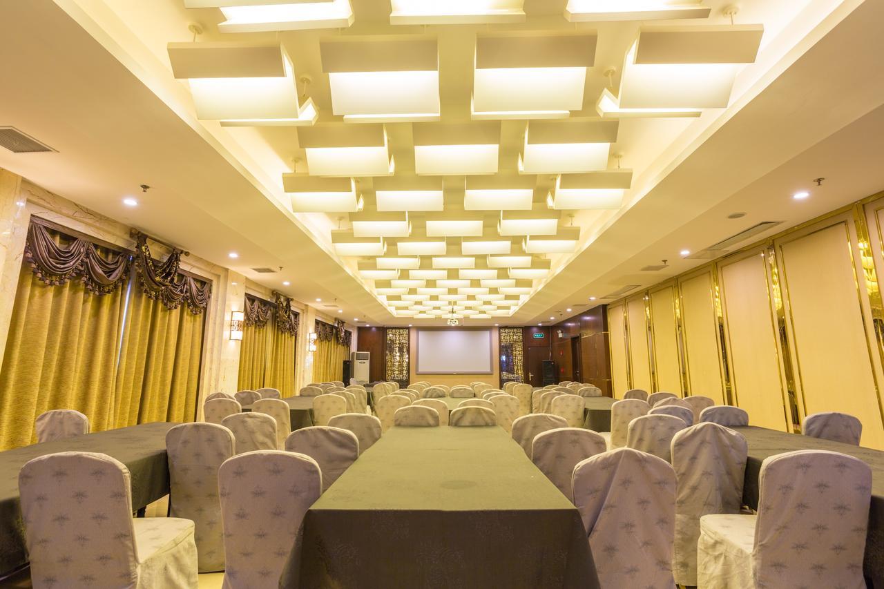 Отель Metropolo Jinjiang Xuzhou Railway Station Suning Plaza Chudu Экстерьер фото
